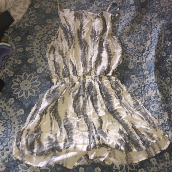 Romper - Picture 1 of 2